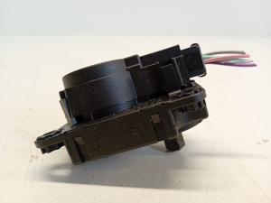 Mitsubishi Outlander (2012–2021) Heater flap actuator 1611166A - 6