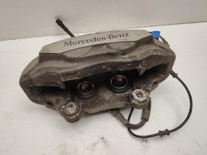 Mercedes Benz EQC N293 (2019–2026) Eesmine pidurisadul A0004210100 - 2