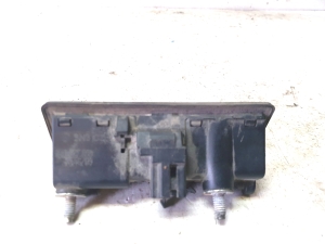 Volkswagen Golf VI (2008–2013) Trunk opening switch 5N0827566 - 3