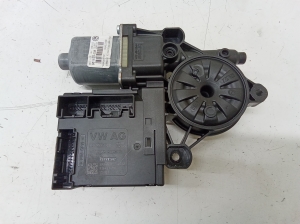 Front door window regulator motor - 3C0959792B