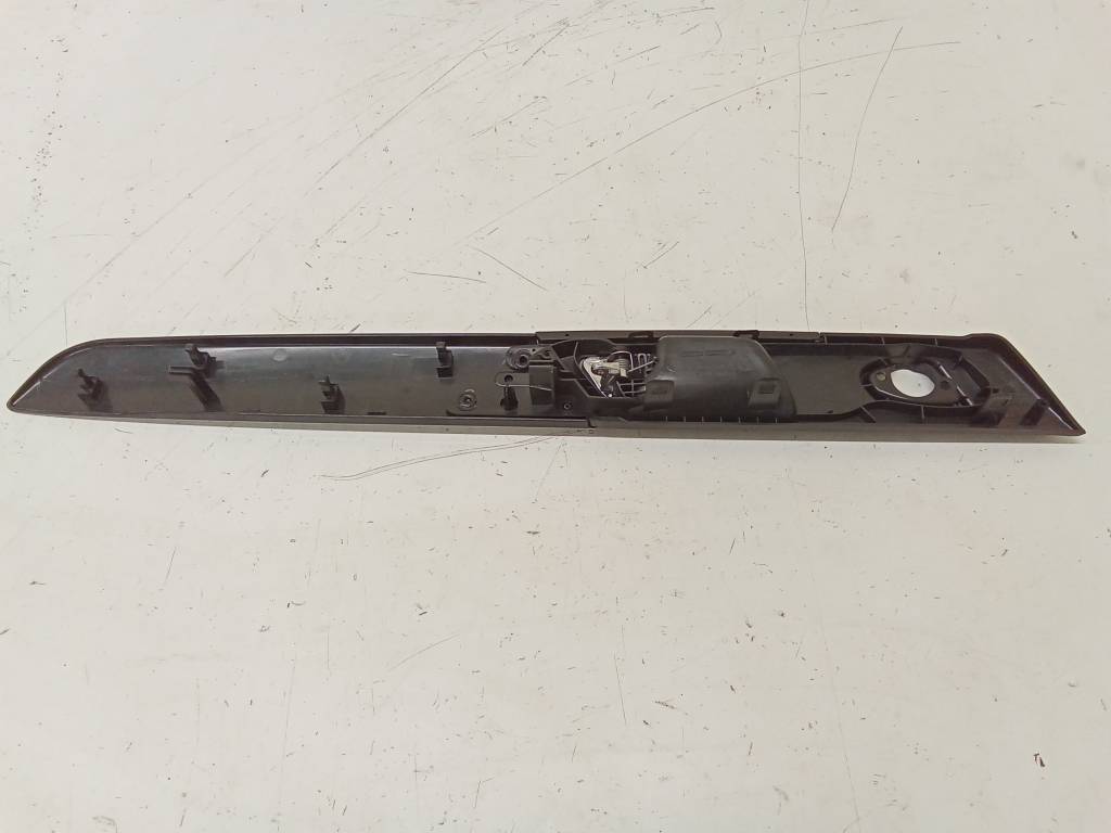 Volkswagen Passat B7 (2010–2014) Türöffner innen vorne 3AC837113 Volkswagen Passat B7 (2010–2014) Türöffner innen vorne 3AC837113