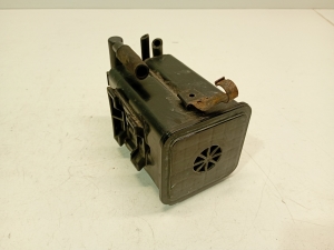   Muu osa kapoti all  - D616L27 