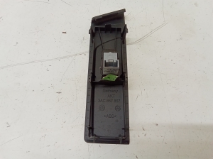 Volkswagen Passat B7 (2010–2014) Front door glass switch 7L6959855B - 3