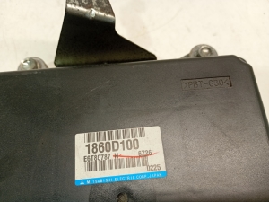 Mitsubishi Outlander (2012–2021) Engine control unit 1860D100 - 2