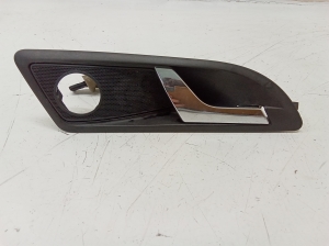 Front door inner handle - 1Z0837248