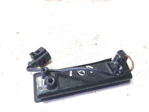 Volkswagen Touareg I (2002–2010) Trunk opening switch 1J0827566F - 5