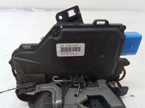 Skoda Octavia II (2004–2013) Front door lock 3D2837016S - 2