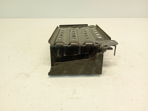 Mitsubishi Outlander (2012–2021) Batteriehalter - 4