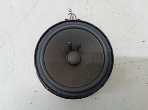 Aizmugurējo sānu durvju skaļrunis - 5L0035411J