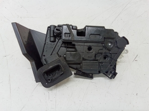 Skoda Yeti (2009–2017) Rear side door lock 5K4839016F - 2