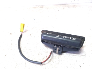 BMW 5 SERIES E39 (1995–2004) Trunk opening switch 8168035 - 2