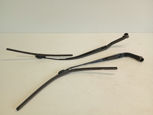 Mitsubishi Outlander (2012–2021) Wischerarm vorne 2296 - 2