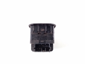 Ligier JS 60 I (2020–2026) Front door glass switch - 3