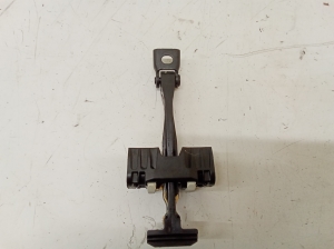 Rear side door opening limiter - 5L0839249