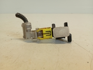 Mitsubishi Outlander (2012–2021) Airbagsensor 8651A165 - 2