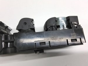 Ford Mondeo V (2014–2018) Front door glass switch DG9714540DDW - 3