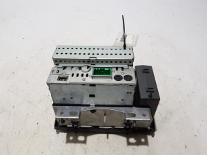 VOLVO S80 I (1998–2006) Radio (head unit) 8651148 - 3