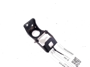   Trunk lid hinge  -  