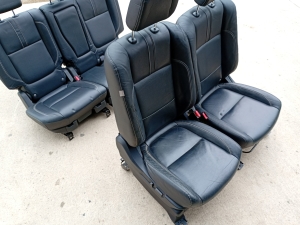 Mitsubishi Outlander (2012–2021) Front seat and its parts - 2