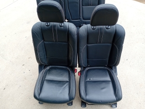 Mitsubishi Outlander (2012–2021) Front seat and its parts - 5