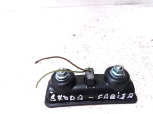 Skoda Fabia MK 1 (1999–2008) Trunk opening switch 6Y0827574 - 3