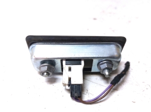 Skoda Superb (2008–2015) Trunk opening switch 5J0827229 - 4