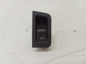Trunk opening switch - 4H0959831A