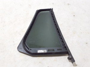 BMW 5 SERIES G31 (2017–2026) Tagumise külgukse kolmnurkklaas 7387459 - 2