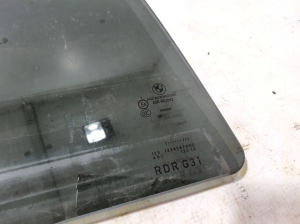 BMW 5 SERIES G31 (2017–2026) Türscheibe hinten 7339464 - 2