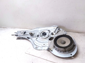 Kia Sportage (2010–2016) Front door window regulator - 2