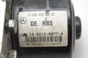 Mercedes Benz E-Class W212 (2009–2015) ABS Steuergerät A0094315612 - 2