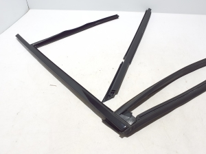 BMW 5 SERIES G31 (2017–2026) Tagumise küljeukse tihend uksel 7336989 - 2