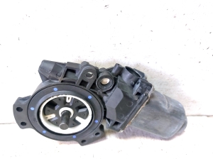 Front door window regulator motor