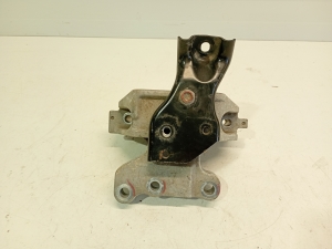 Mitsubishi Outlander (2012–2021) Engine mount 2910A137 - 3