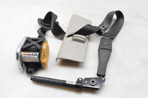 Front seat belt - 95301327