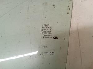 Ford Fiesta VI (2008–2017) Esiukse klaas 43R00049 - 2