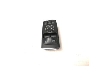   Priekšējo durvju stikla slēdzis  - A1729056900 