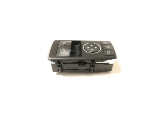 Mercedes Benz C-Class 204 (2007–2014) Esiukse klaaslüliti A1729056900 - 3