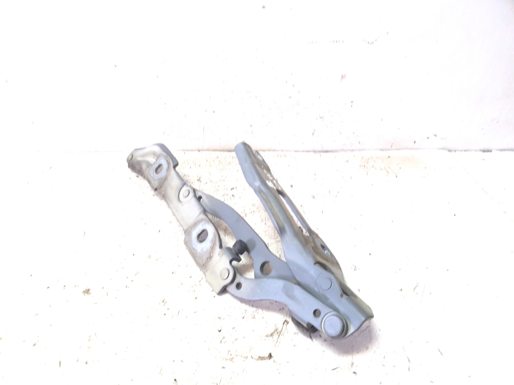 BMW 3 SERIES E92 (2006–2010) Trunk lid hinge 706062807 BMW 3 SERIES E92 (2006–2010) Trunk lid hinge 706062807