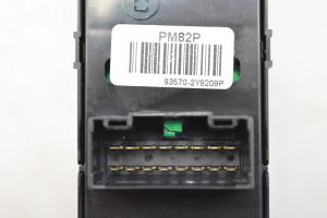 Hyundai ix35 (2009–2015) Front door glass switch 935702Y8209P - 2
