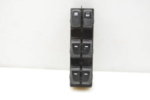 Front door glass switch - 935702Y8209P