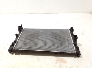 BMW 5 SERIES G31 (2017–2026) Cooling radiator 8472247 - 3