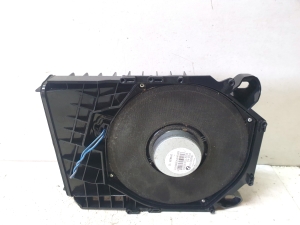 Speaker - 43040741982