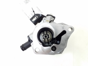 Mercedes Benz A-Class 176 (2012–2018) Vacuum pump A6072300065 - 2