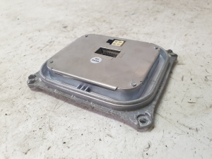 Xenon headlight control unit - 1307329153