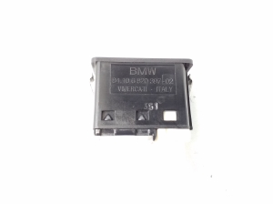 Mini Countryman F60 (2016–2026) USB port 6820397 - 3