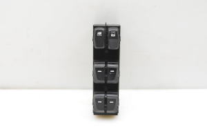Front door glass switch - 935702Y8109P