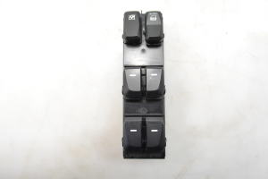Hyundai ix35 (2009–2015) Front door glass switch 935702Y8109P - 5