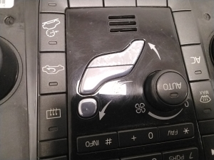 VOLVO V60 (2010–2018) Heater control panel 31324827 - 6