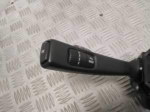 VOLVO V40 (2012–2019) Switch and its parts 31343022 - 3